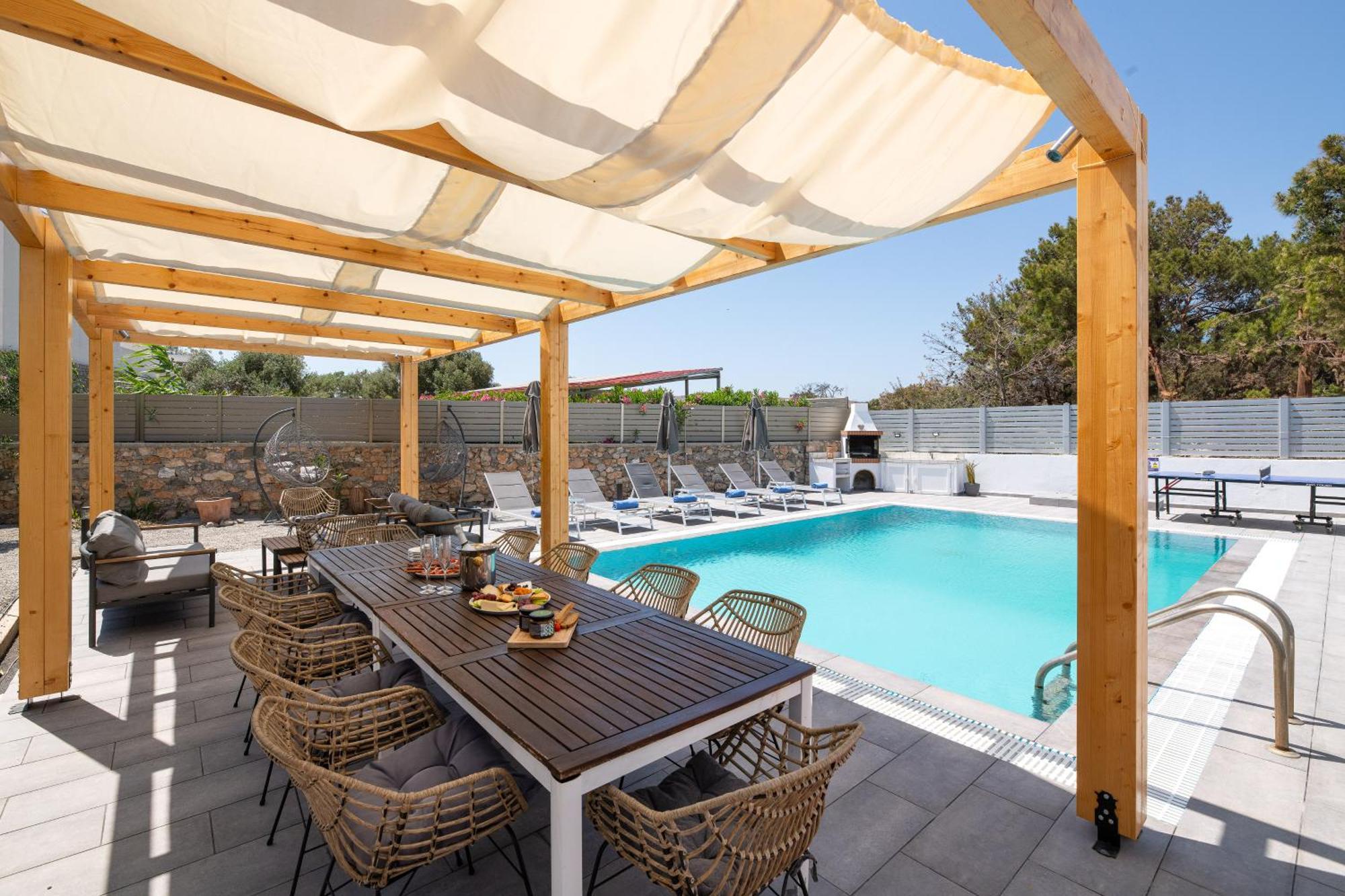 Villa Bella With Private Pool And Hot Tub Lardos